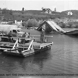 Prihod V. prekomorske v Slovenijo, Vinica, 1945.Broda na Kolpi, zadaj porušen most, april 1945.