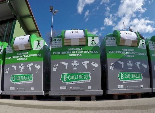 Lansiranje uličnih zbiralnikov za zbiranje e-odpadkov in odpadnih baterij