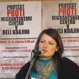 Maja Kocjan, predstavnica civilne iniciative proti migrantskemu centru v Beli krajini in občinska svetnica iz vrst SDS
