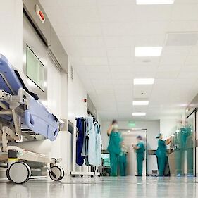 V novomeški bolnišnici težave zaradi varstva otrok