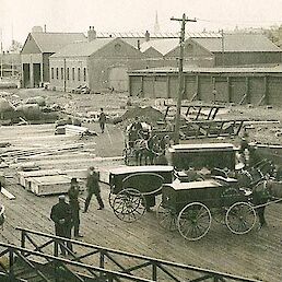 Ladja Minia je s trupli prispela v kanadski Halifax 6. maja 1912. Pričakala so jo pogrebna vozila s krstami, ki so žrtve prepeljala v zasilno mrtvašnico.