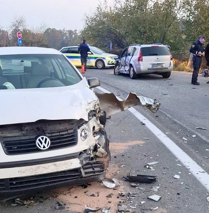 Prometna nesreča pri Hrastu pri Jugorju, foto: A.R./PGD Črnomelj