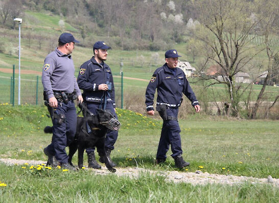 Policija zaostrila nadzor na meji s Hrvaško