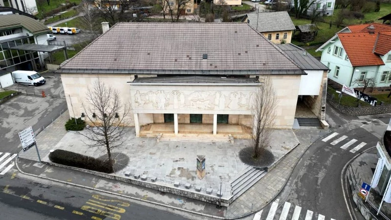 Kulturni dom Črnomelj bo dočakal prepotrebno obnovo. Foto: A.R.