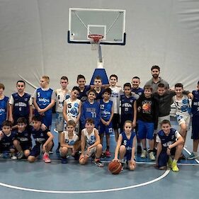 Mladi košarkarji na evroligaških tekmah v Beogradu