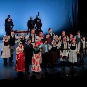 Plesni spektakel Madžarskega državnega folklornega ansambla